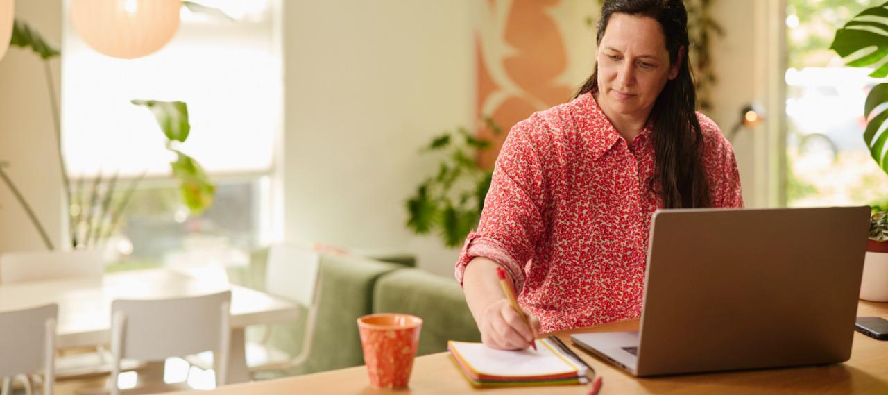 Vergelijk elektrisch rijden met brandstof